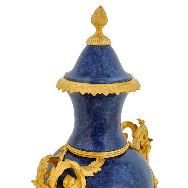 043L - Lapis lazuli vase