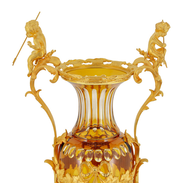 020x - Amber crystal vase